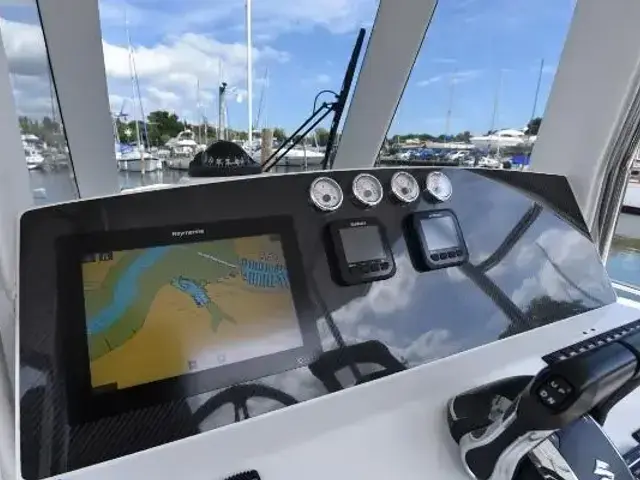 Rodman 33 Offshore