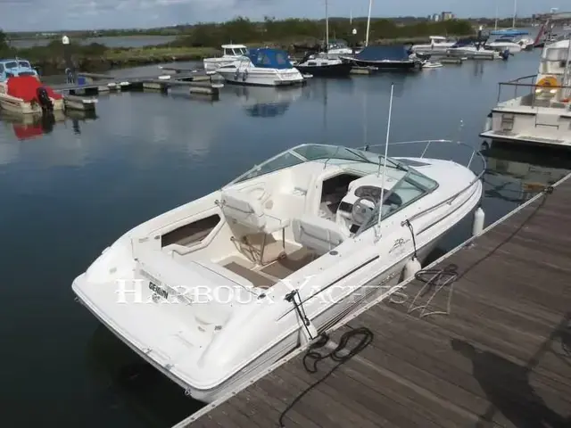 Sea Ray 215 Express Cruiser