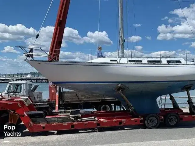 Catalina 38