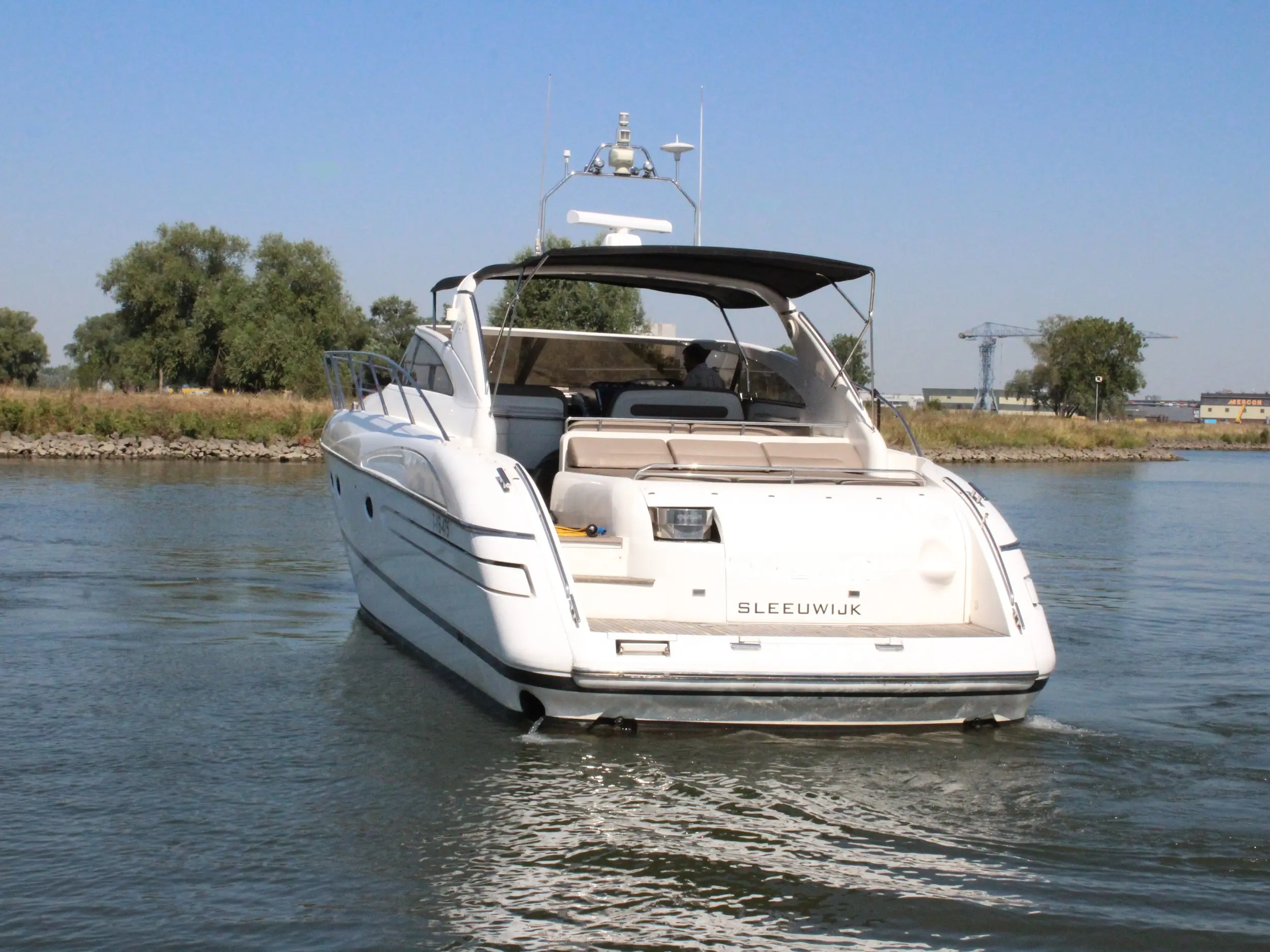 2003 Princess v50