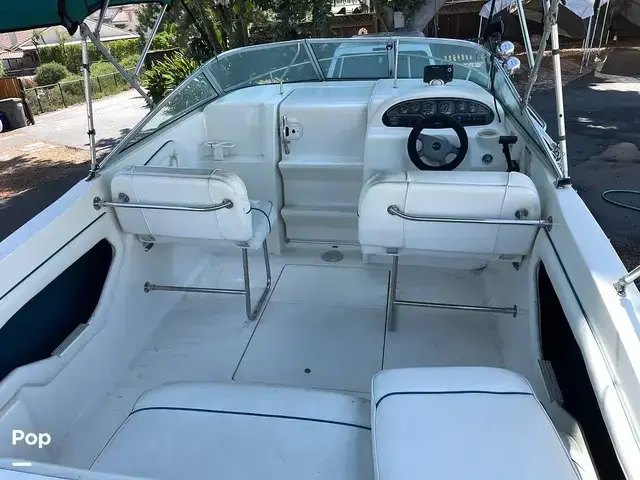 Sea Ray 215 Sundancer