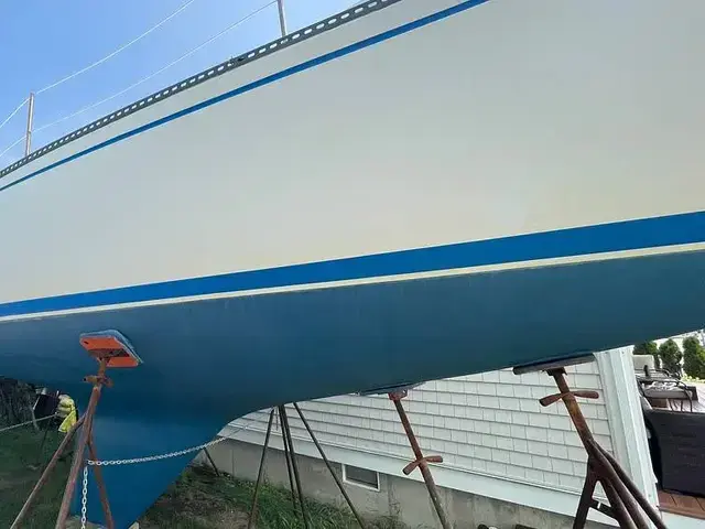 Catalina 38