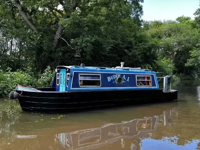 Narrowboat 24' Waterbug Cruiser Stern