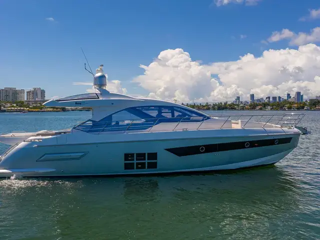 Azimut 60