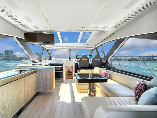 Azimut 60