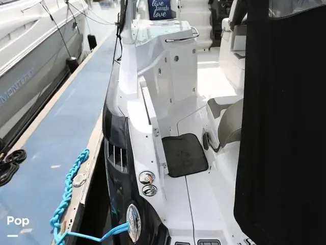 Monterey 295 Sport Yacht