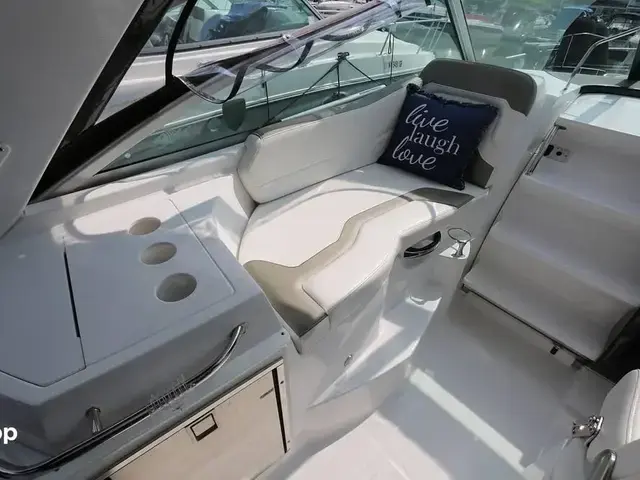 Monterey 295 Sport Yacht