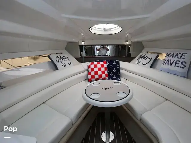 Monterey 295 Sport Yacht