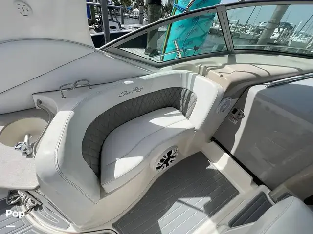 Sea Ray 320 Sundancer