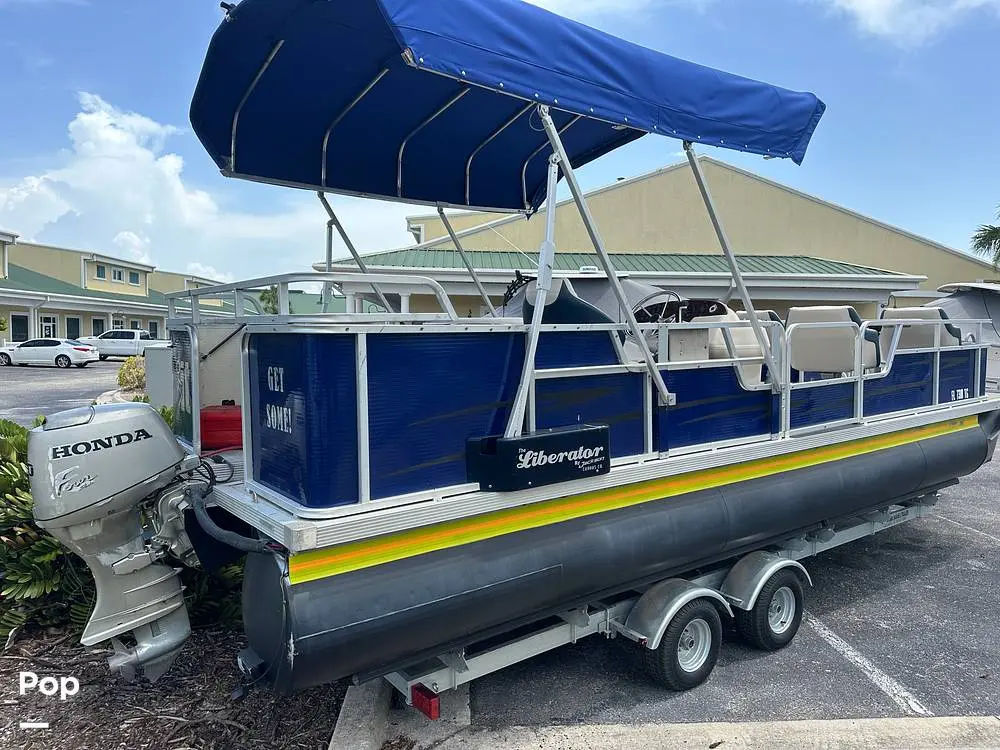 1997 Sea Hunt 24