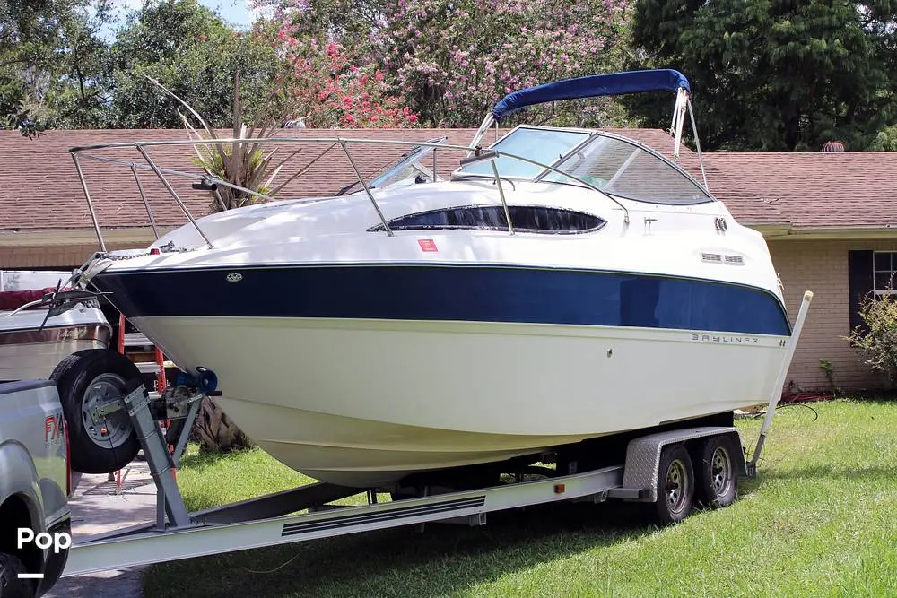 2007 Bayliner 245 cruiser