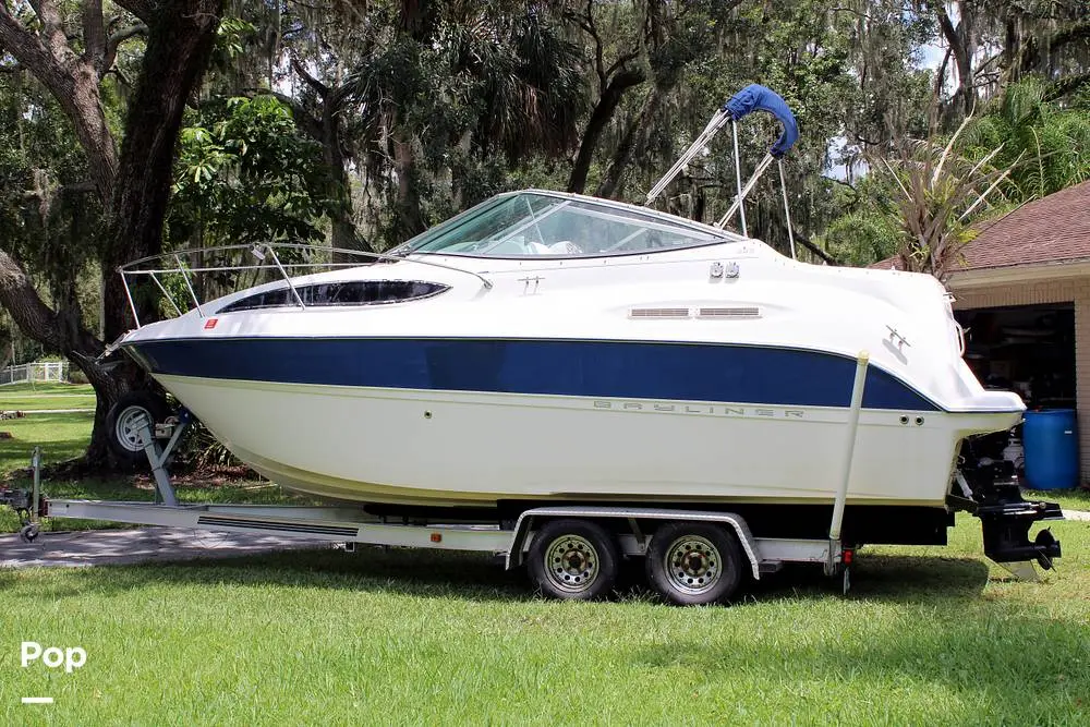 2007 Bayliner 245 cruiser