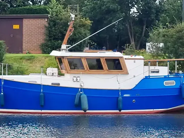 West Riding Marine 30’ Steel Cruiser