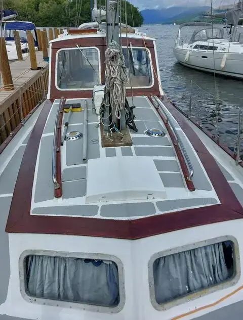 Custom Boats Kemrock Channel 30