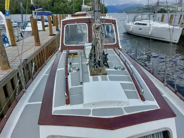 Custom Boats Kemrock Channel 30