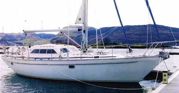 1992 Sovereign 40 deck saloon