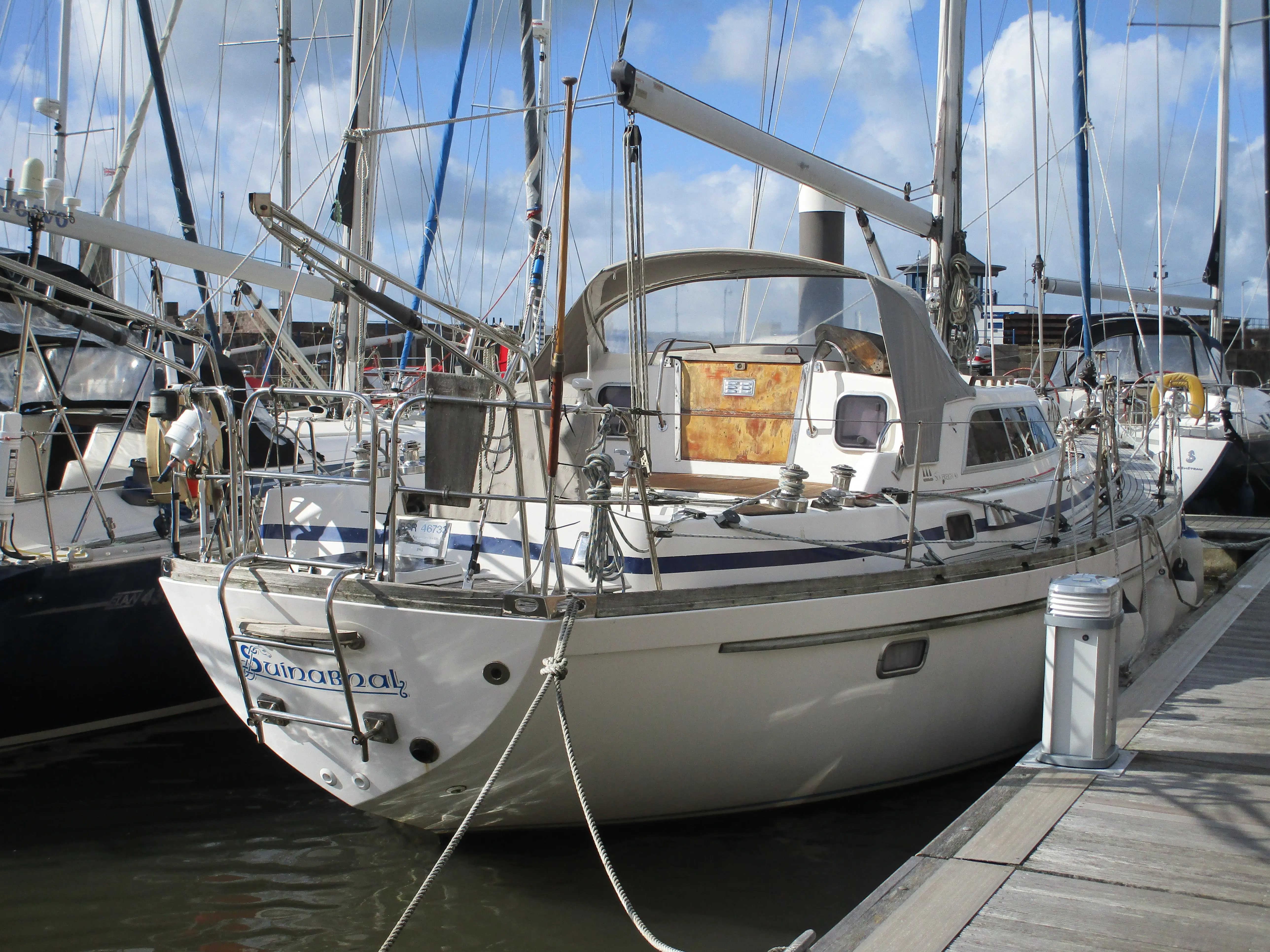 1992 Sovereign 40 deck saloon