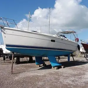 2005 Luhrs Boats Hunter 36 legend