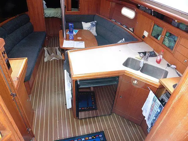 2005 Luhrs hunter 36 legend