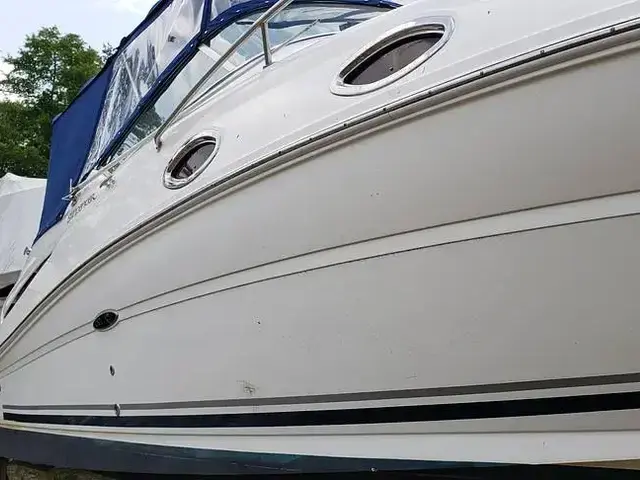 Sea Ray 240 Sundancer