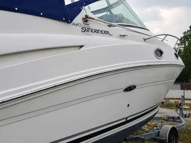 Sea Ray 240 Sundancer