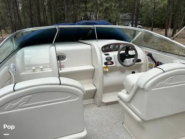 Sea Ray 215 Weekender