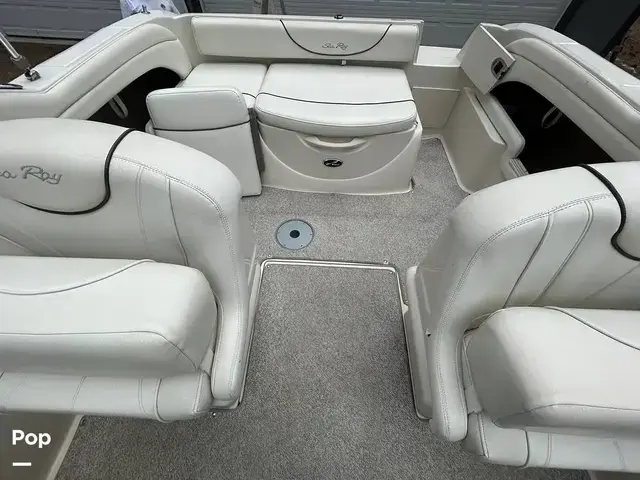 Sea Ray 215 Weekender