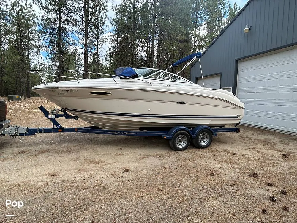 2004 Sea Ray 215 weekender