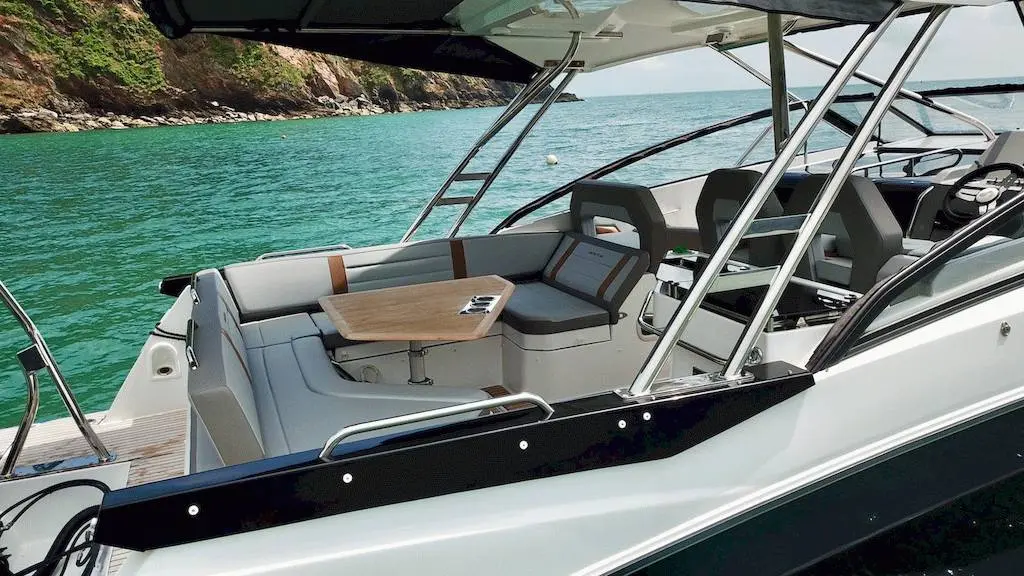 2022 Beneteau flyer 10