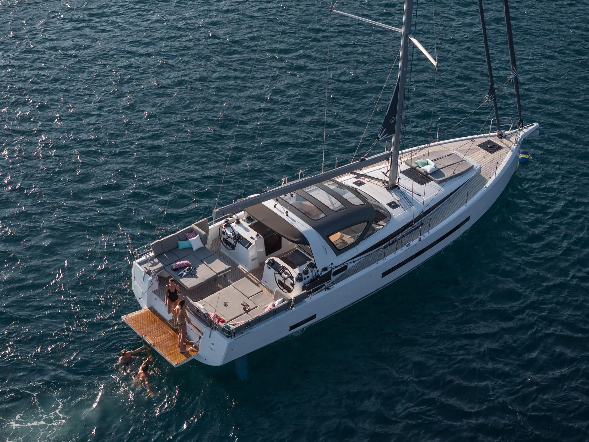 Jeanneau Yachts 55