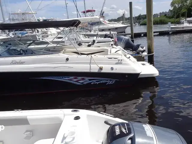 Rinker 282 Captiva