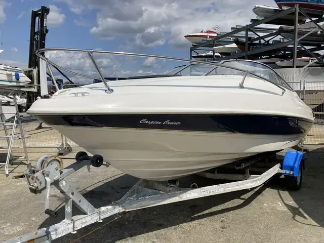 Bayliner 2052 Capri Cuddy