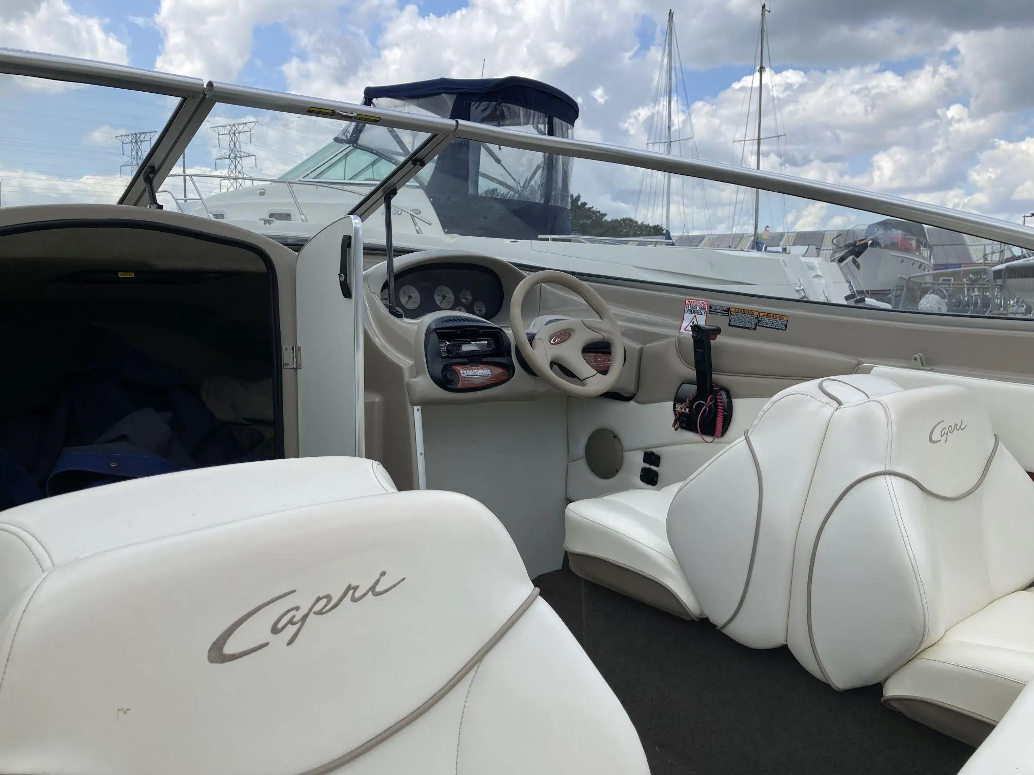 1999 Bayliner 2052 capri cuddy