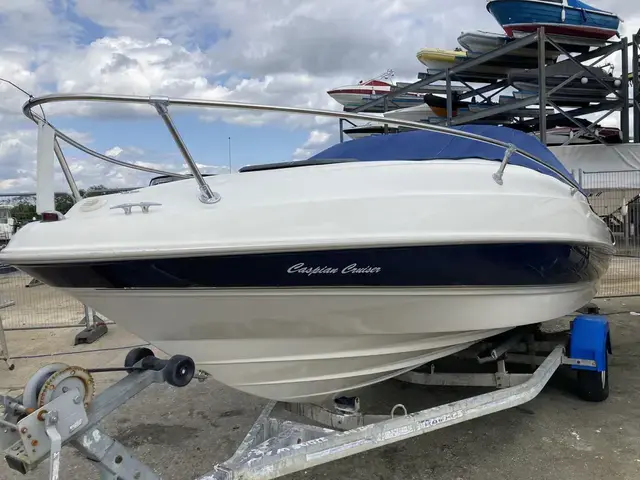 Bayliner 2052 Capri Cuddy