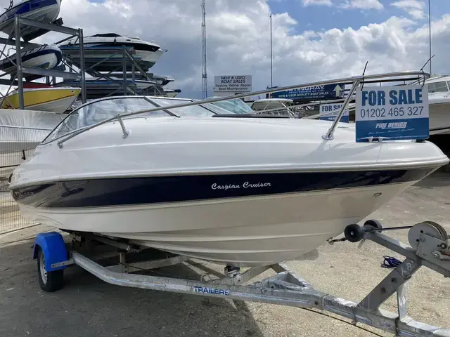 Bayliner 2052 Capri Cuddy