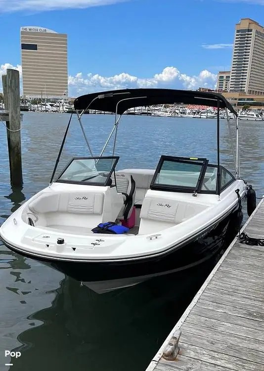 2022 Sea Ray 190spx