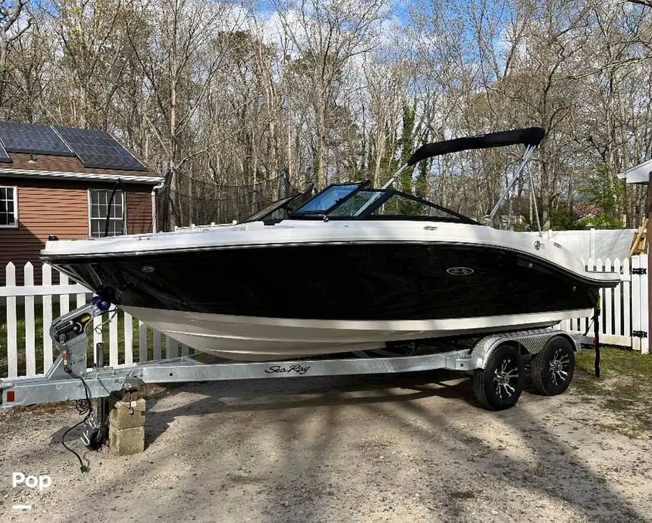 2022 Sea Ray 190spx