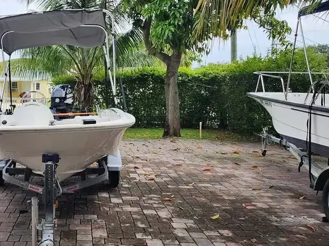 Boston Whaler 130 Super Sport