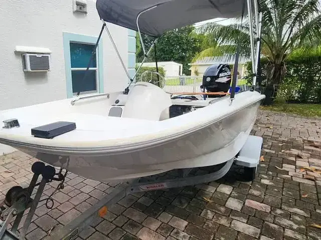 Boston Whaler 130 Super Sport