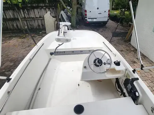 Boston Whaler 130 Super Sport