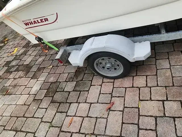 Boston Whaler 130 Super Sport