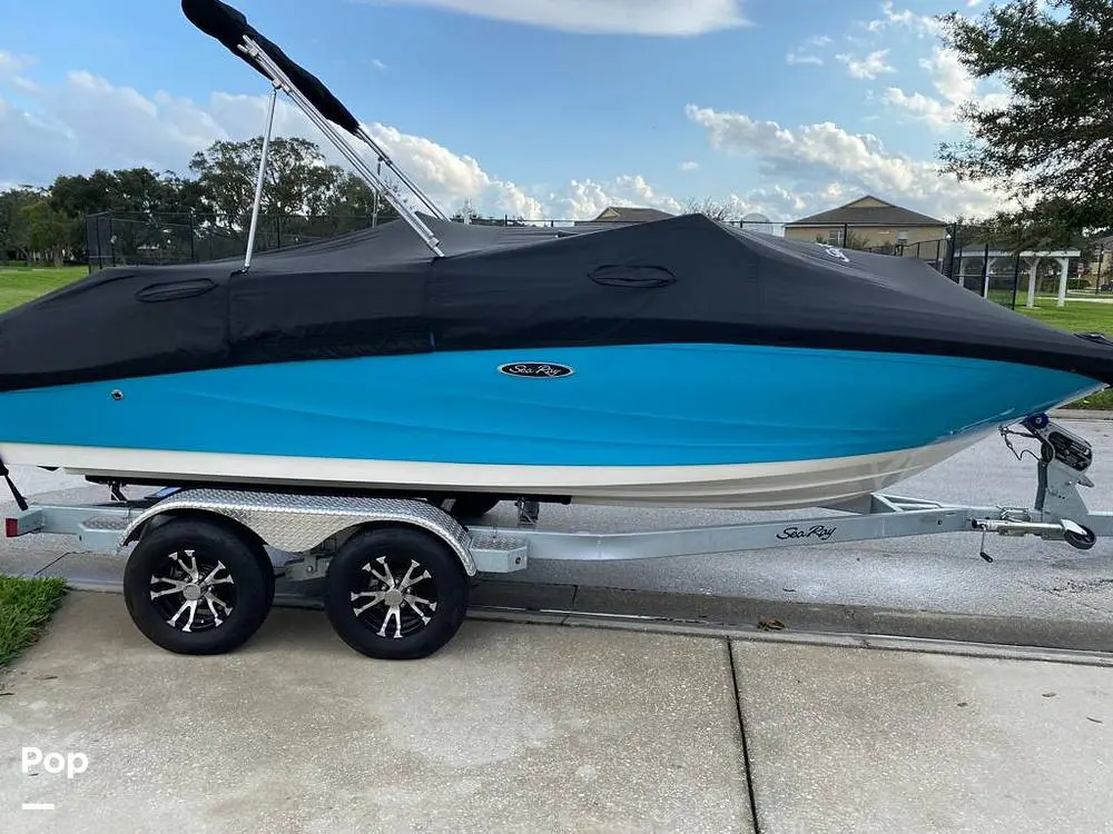 2022 Sea Ray spx 190