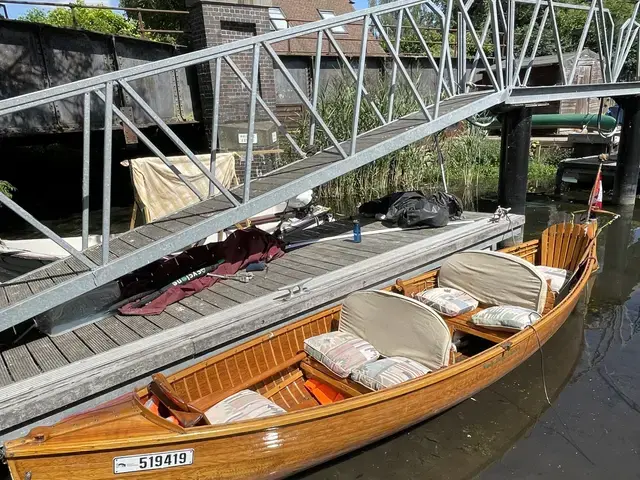 Windy Ridge Canoe Company Bespoke Electric day sailer