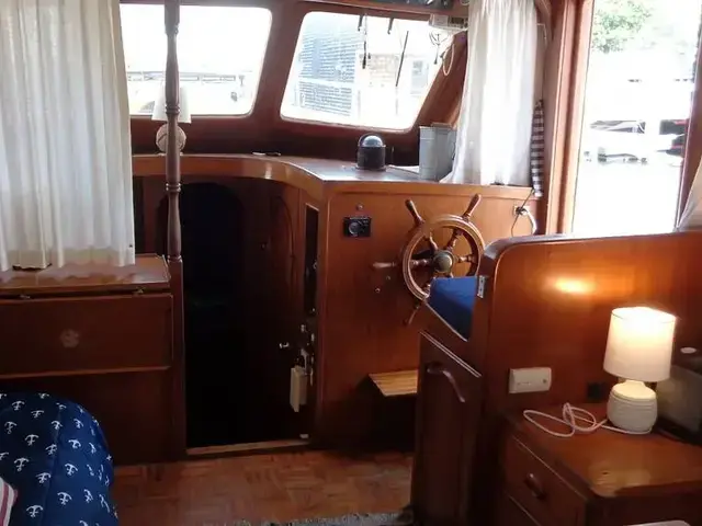 Albin 43 Trawler