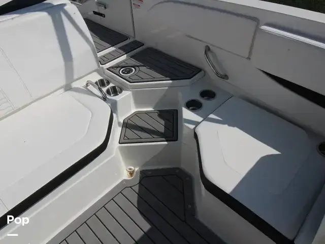 Sea Ray 210 Spx