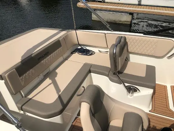 2020 Bayliner vr5 bowrider