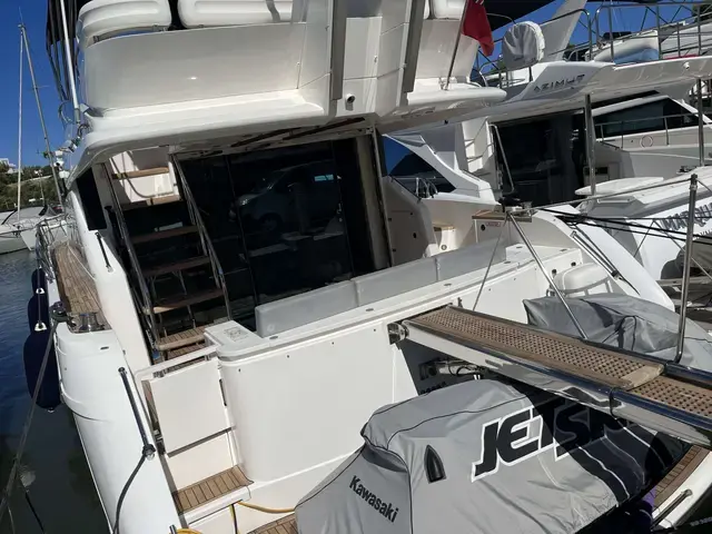 Fairline Squadron 55