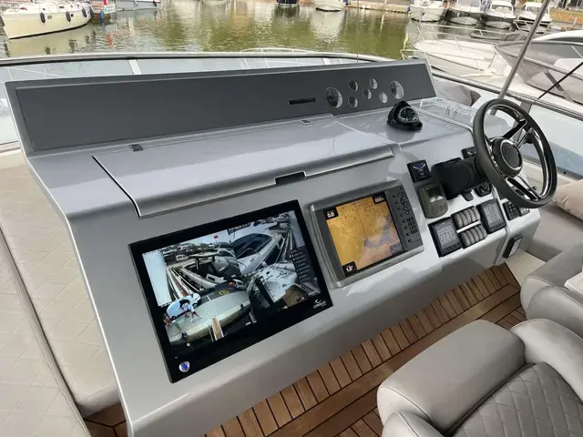 Fairline Squadron 55