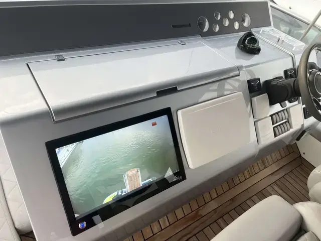 Fairline Squadron 55