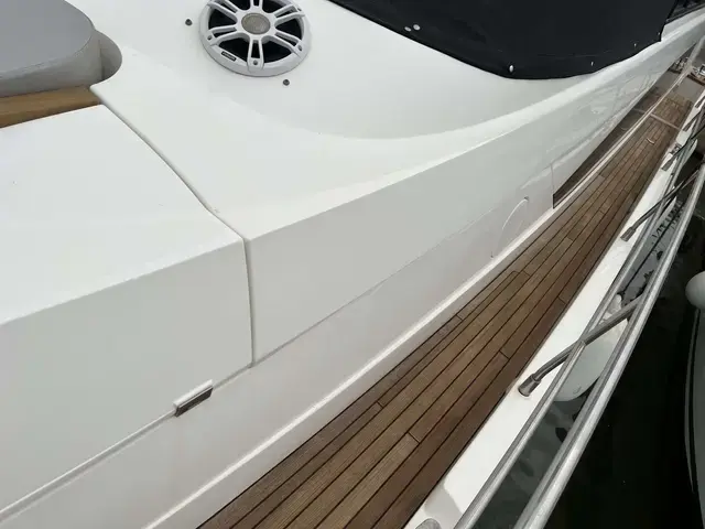 Fairline Squadron 55